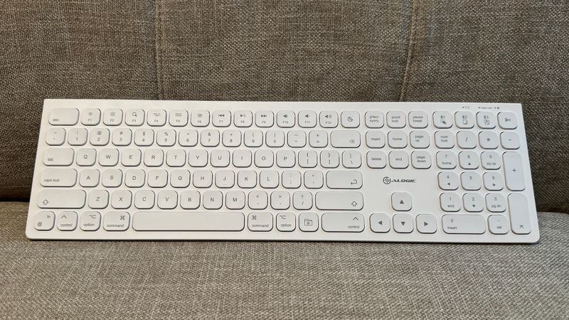 Alogic Echelon Keyboard Layout